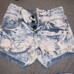 Distressed shorts
